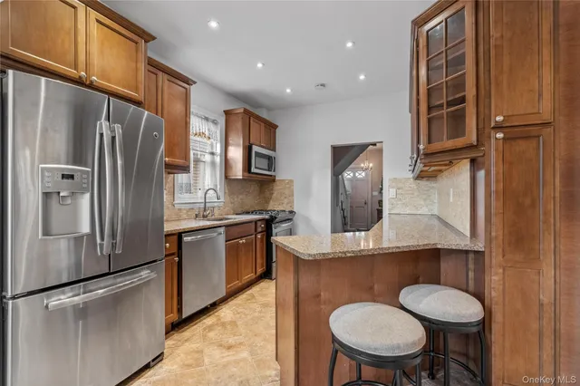 $749,000 | 20 Lincoln Street, New Rochelle, NY 10801