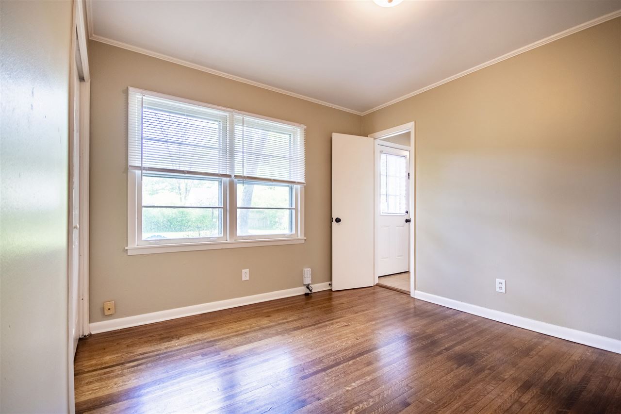 1617 Raymore Road Memphis, TN 38117 - Photo 15 of 19