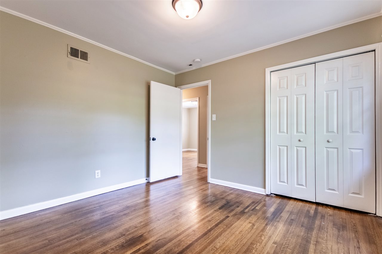 1617 Raymore Road Memphis, TN 38117 - Photo 16 of 19