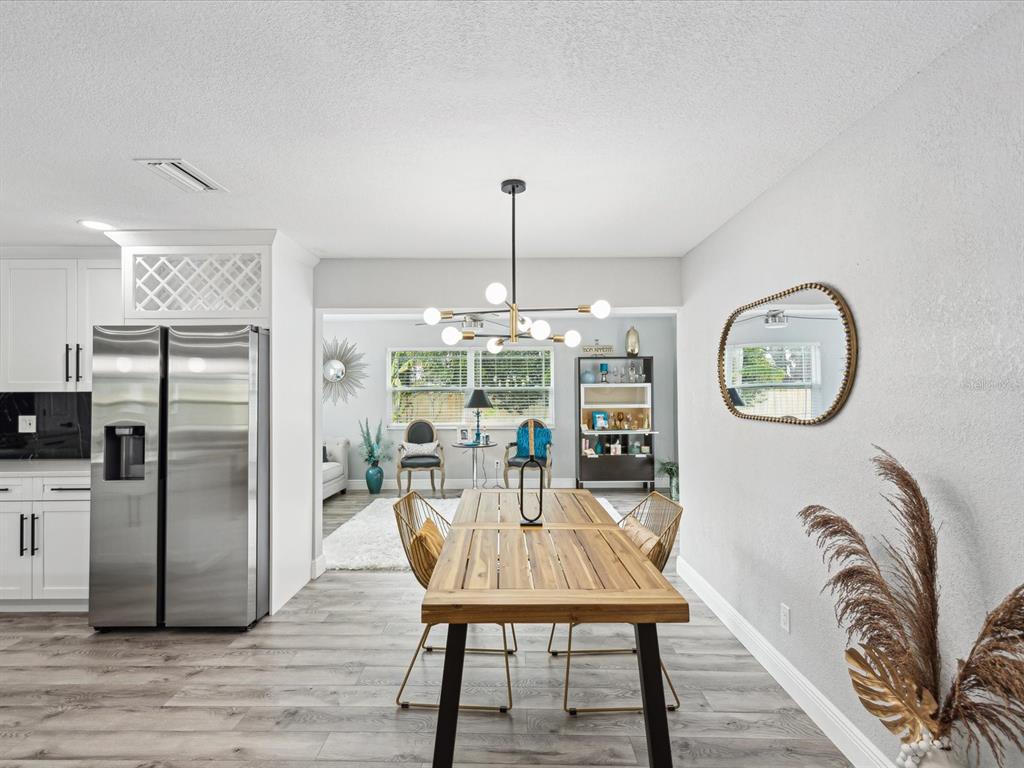 10264 Oakhurst Road Largo, FL 33774 - Photo 14 of 38