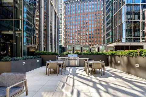 $799,000 | 133 Seaport Boulevard, Unit 502, Boston, MA 02210