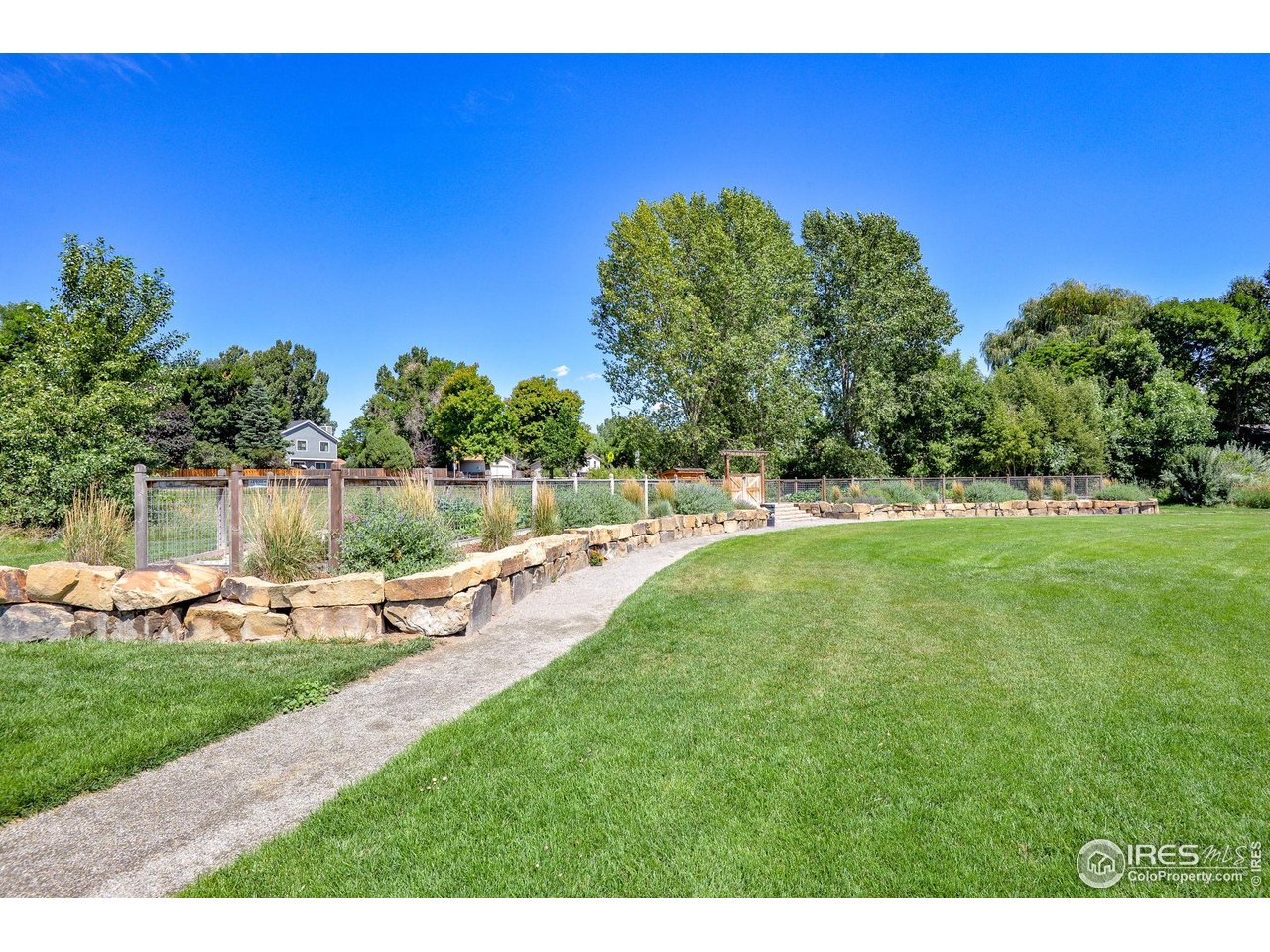 2608 Paddington Road Fort Collins, CO 80525 - Photo 33 of 37 Community Garden in English Ranch