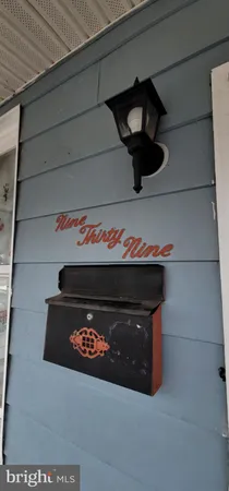 $945 | 939 West Pine Street, Coal Township, PA 17866