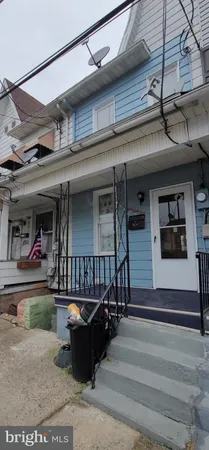 $945 | 939 West Pine Street, Coal Township, PA 17866