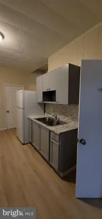 $945 | 939 West Pine Street, Coal Township, PA 17866