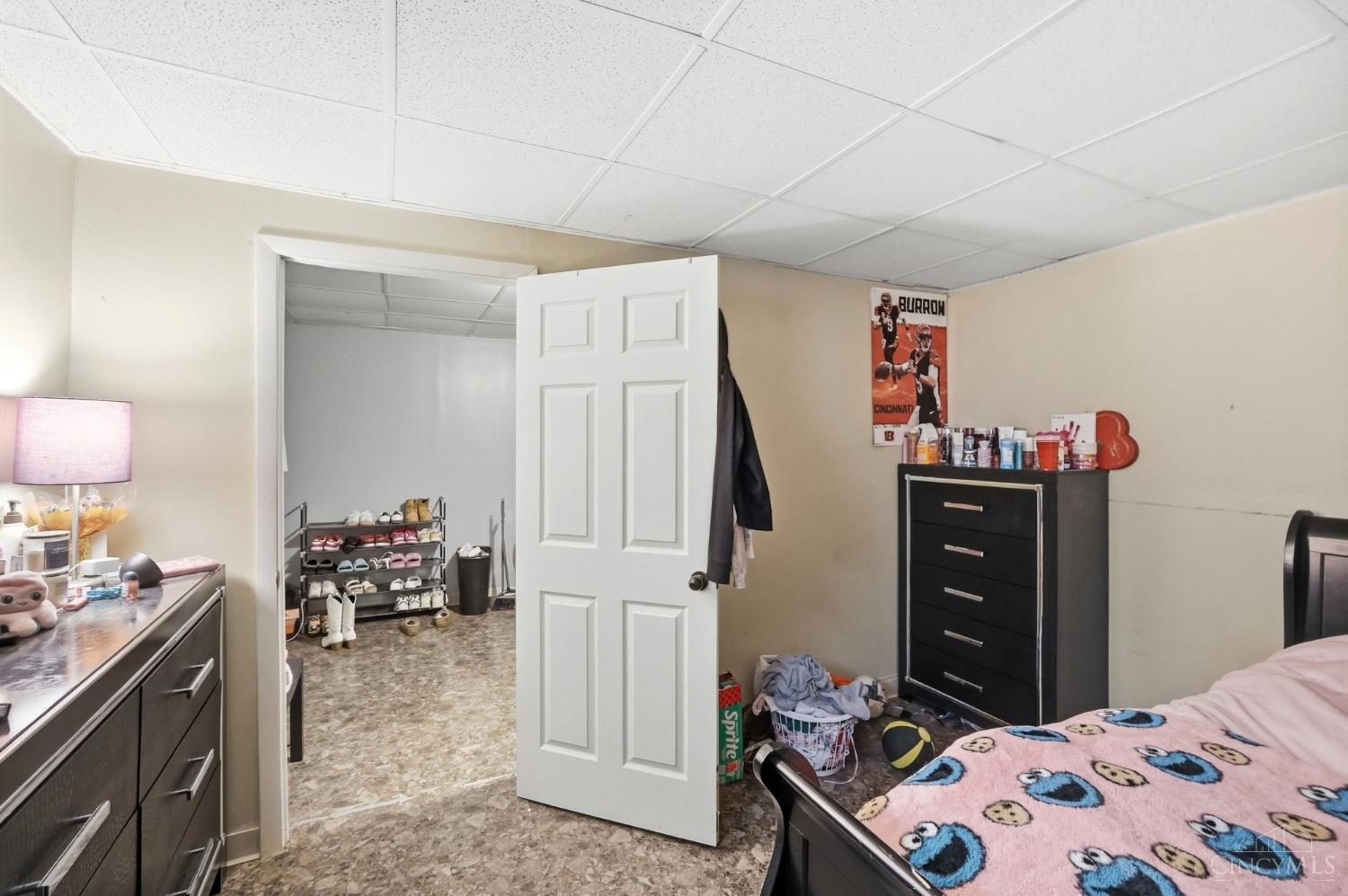 3433 Reading Road Cincinnati, OH 45229 - Photo 44 of 54