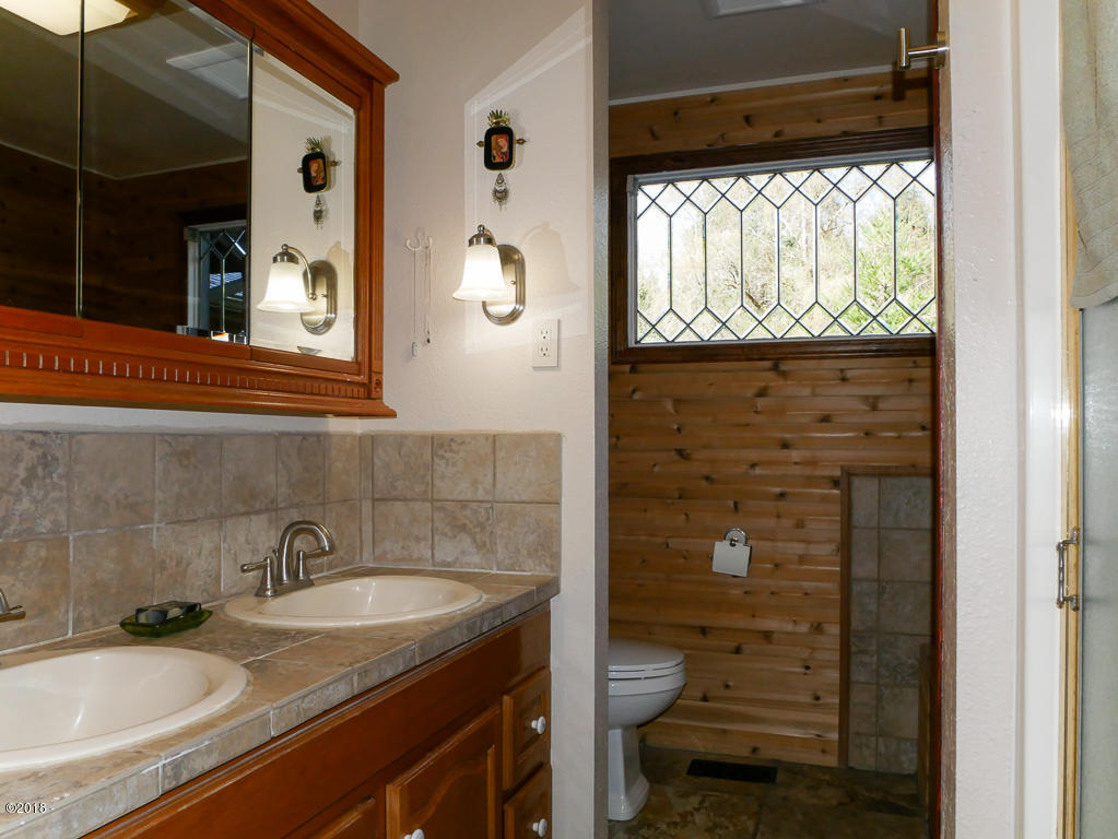 1340 Logsden Road Siletz, OR 97380 - Photo 17 of 60 Master Bath
