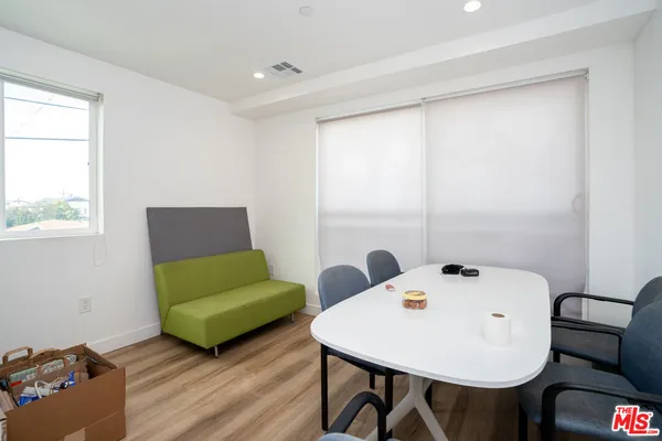 $3,999,000 | 3025 Walton Avenue, Los Angeles, CA 90007