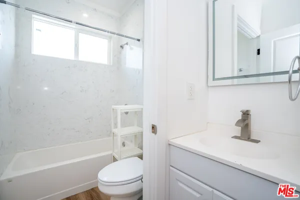 $3,999,000 | 3025 Walton Avenue, Los Angeles, CA 90007