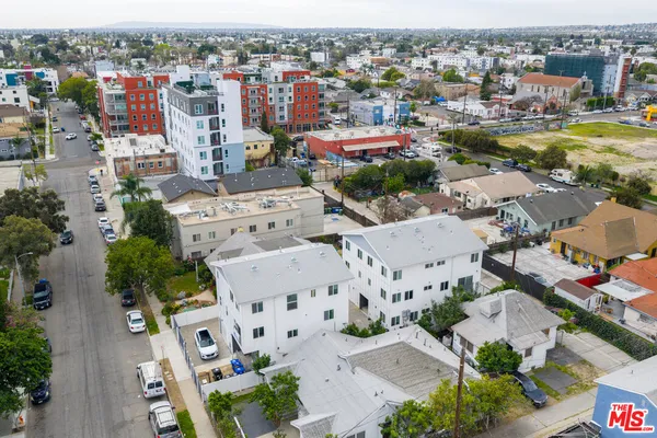 $3,999,000 | 3025 Walton Avenue, Los Angeles, CA 90007