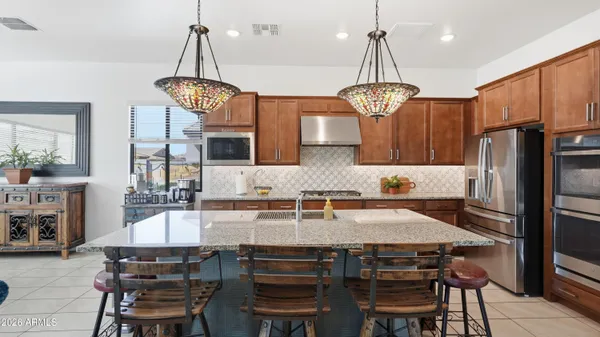 $665,000 | 8009 West Northview Avenue, Glendale, AZ 85303
