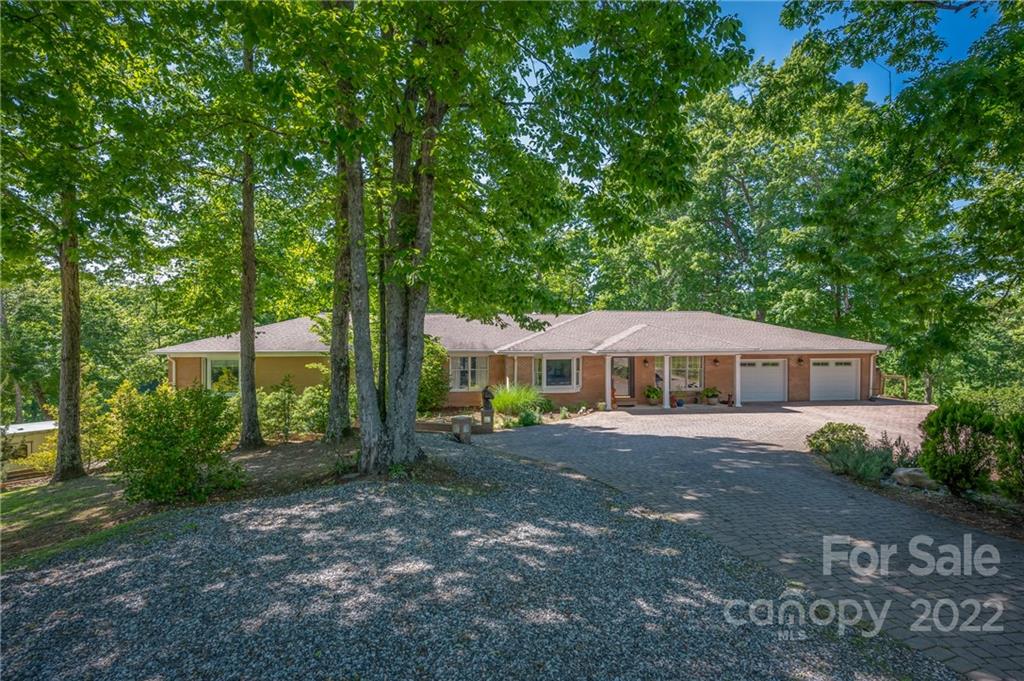 2345 Hunting Country Road Tryon, NC 28782 - Photo 2 of 48
