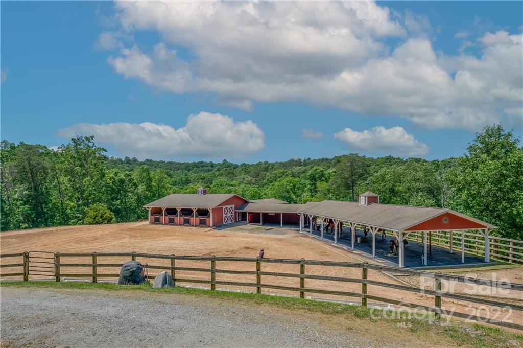 2345 Hunting Country Road Tryon, NC 28782 - Photo 38 of 48