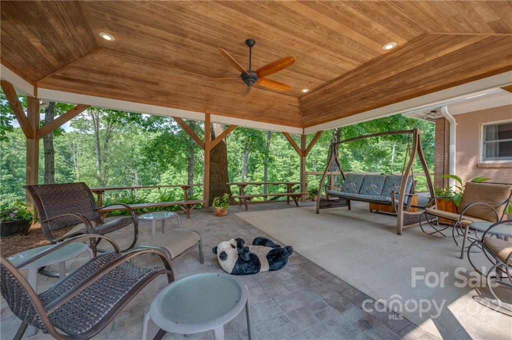 2345 Hunting Country Road Tryon, NC 28782 - Photo 6 of 48