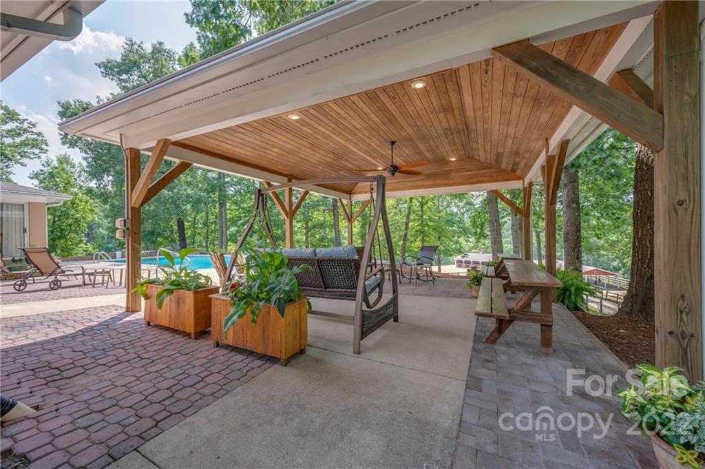 2345 Hunting Country Road Tryon, NC 28782 - Photo 7 of 48