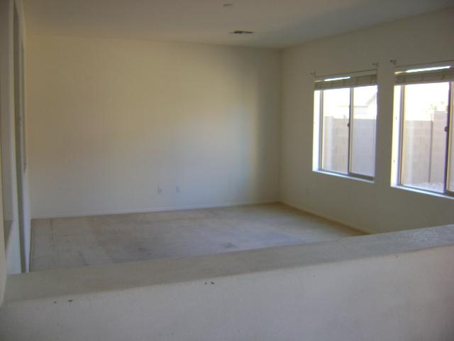 9230 West Berkeley Road Phoenix, AZ 85037 - Photo 4 of 15 3
