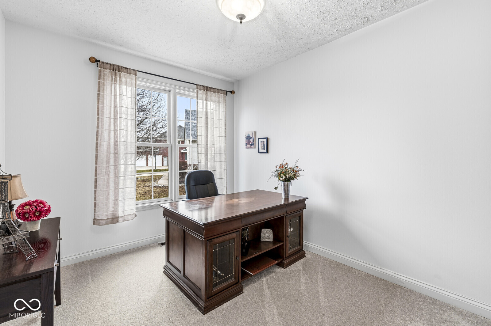 11631 Skyhawk Court Fishers, IN 46037 - Photo 8 of 54