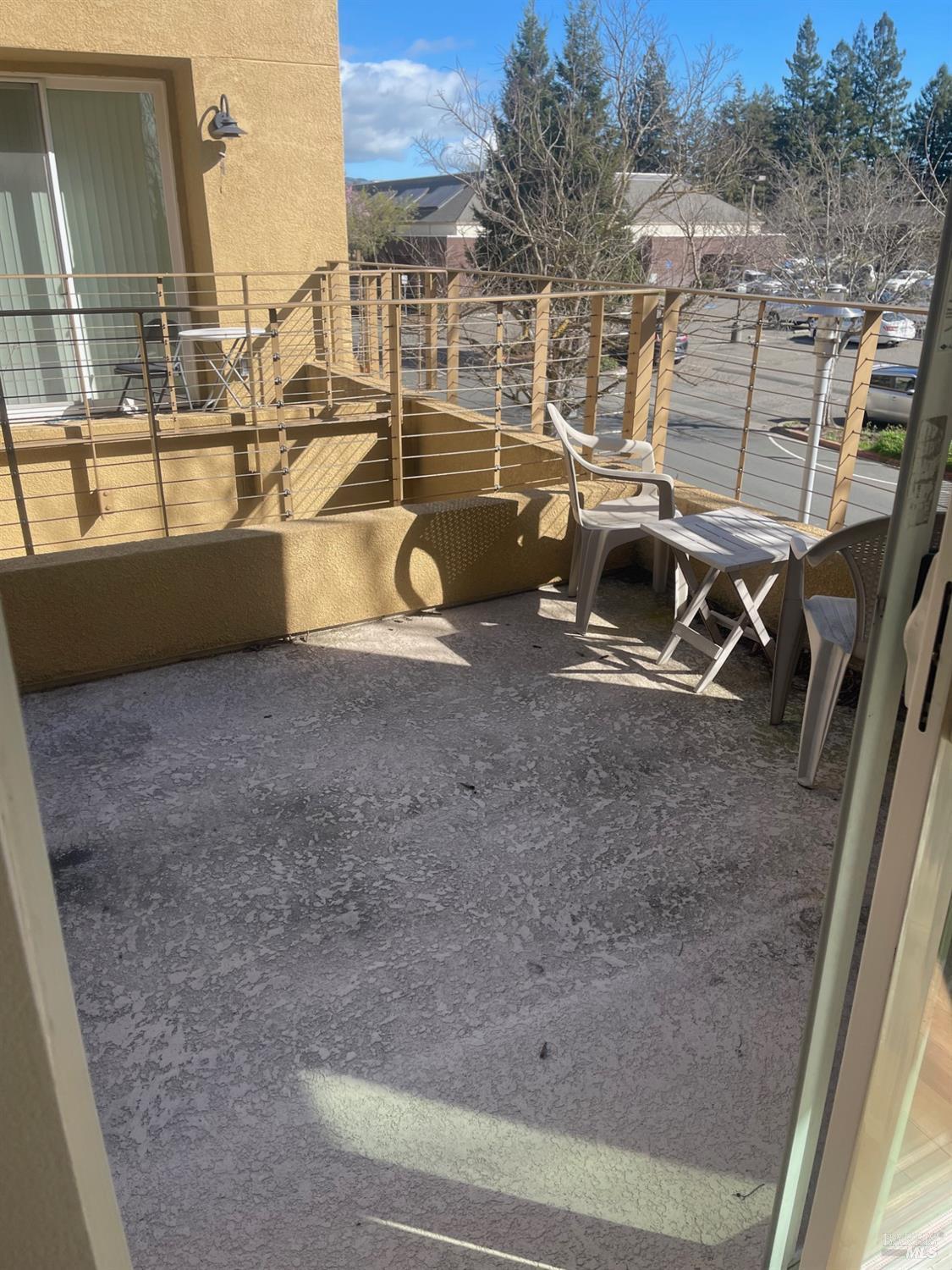 332 City Center Drive Rohnert Park, CA 94928 - Photo 7 of 10 a view of a balcony with city view