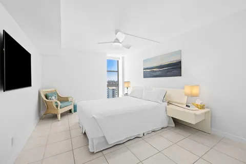 $750,000 | 1010 South Ocean Boulevard, Unit 1502, Pompano Beach, FL 33062