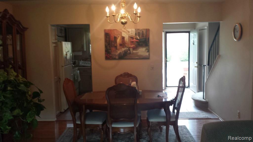 3902 Old Creek Road Troy, MI 48084 - Photo 20 of 21 20.jpg