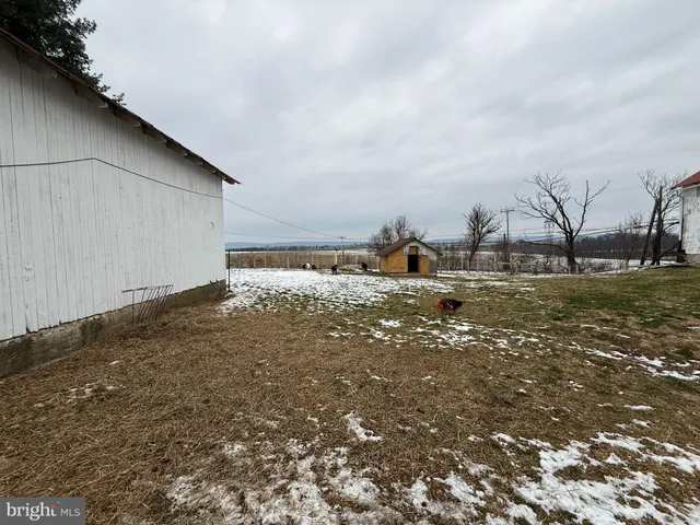 $3,250 | 937 Main Street, Mohrsville, PA 19541