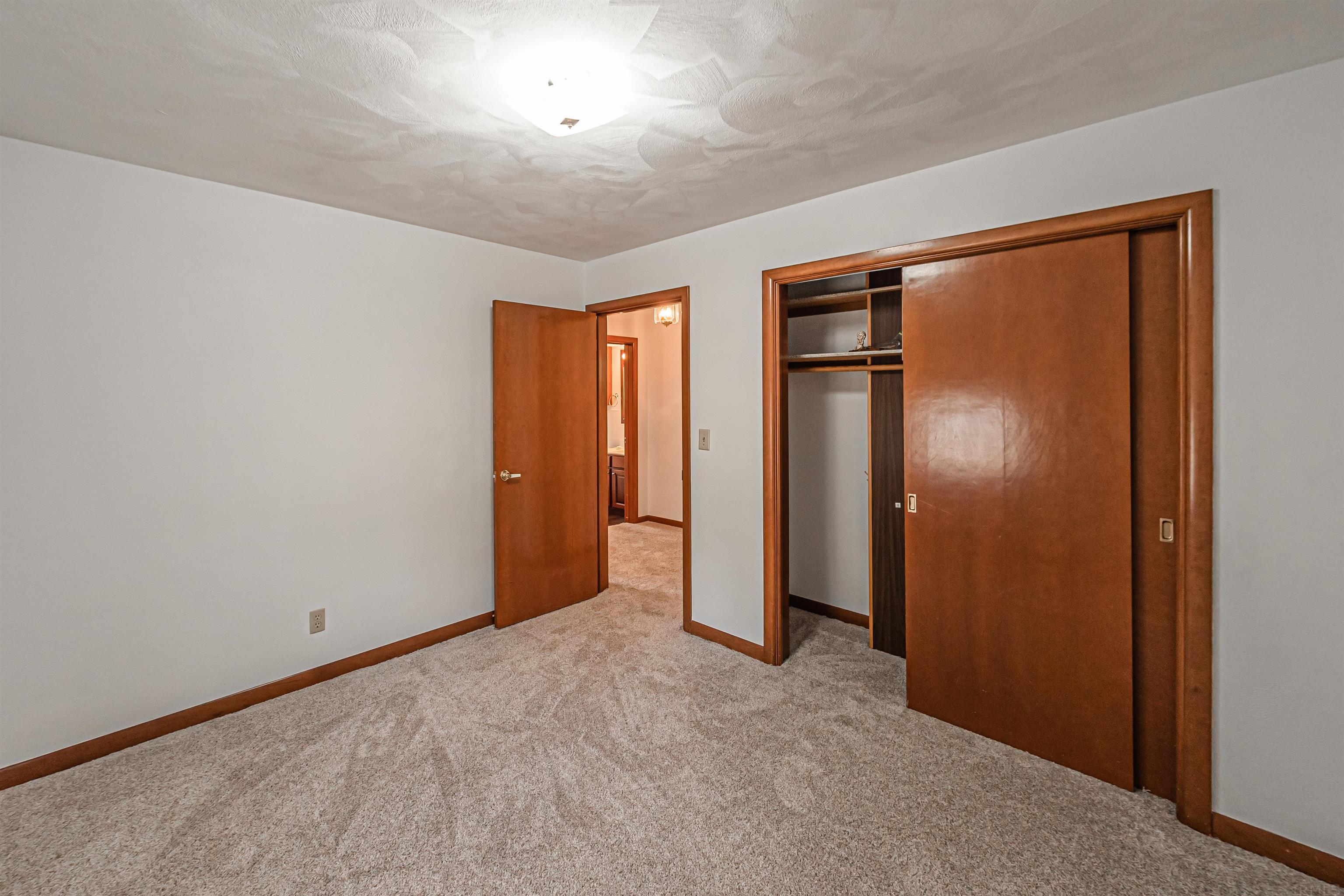 409 Reyling Drive Jasper, IN 47546 - Photo 16 of 34 Gallery Image 16