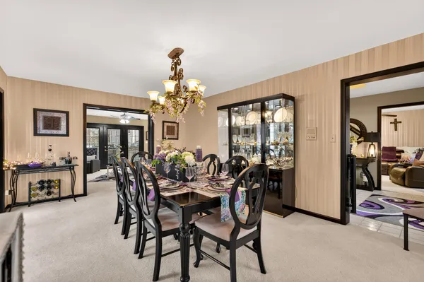 $795,000 | S775 Madison Street, Winfield, IL 60190