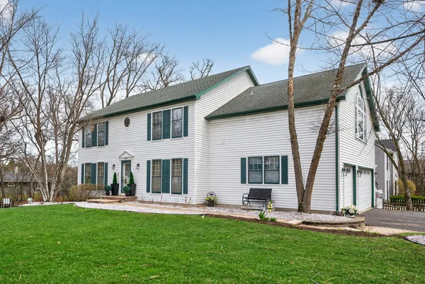 $795,000 | S775 Madison Street, Winfield, IL 60190