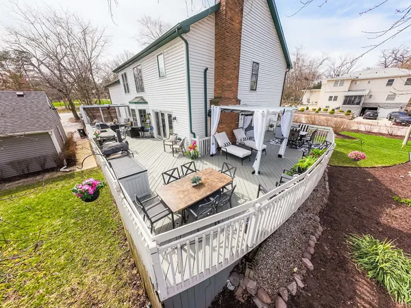 $795,000 | S775 Madison Street, Winfield, IL 60190