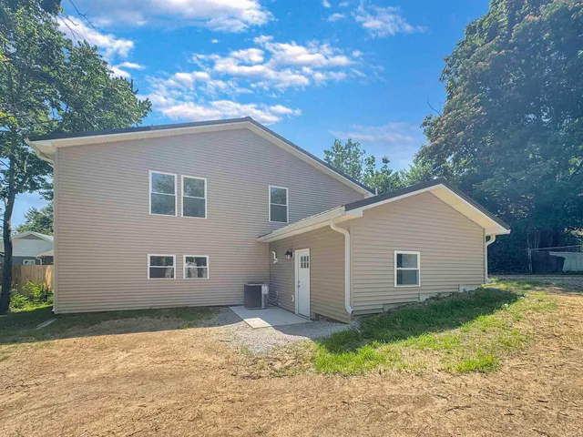 $259,900 | 407 South 8th Street, Boonville, IN 47601