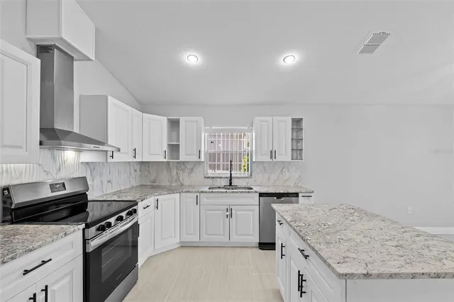 $349,500 | 319 Avenue A Northeast, Winter Haven, FL 33881