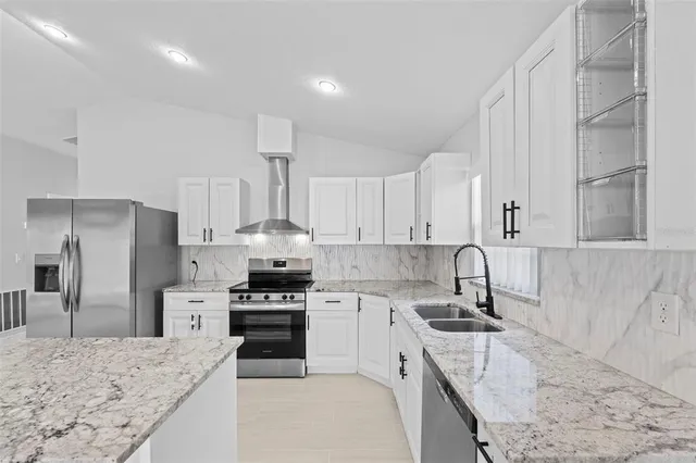 $349,500 | 319 Avenue A Northeast, Winter Haven, FL 33881