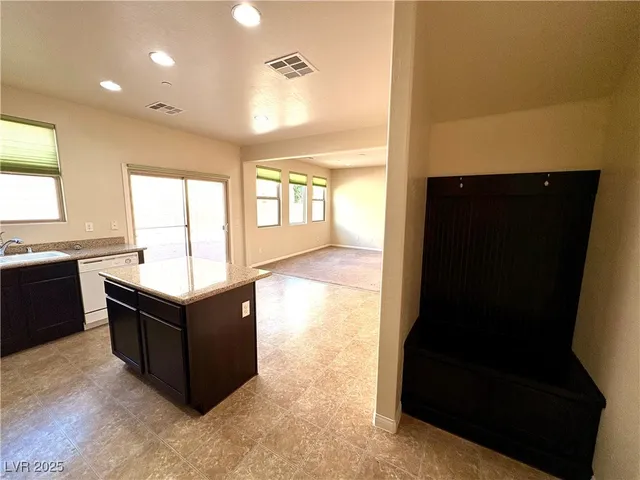 $1,991 | 968 Via Gandalfi, Henderson, NV 89011