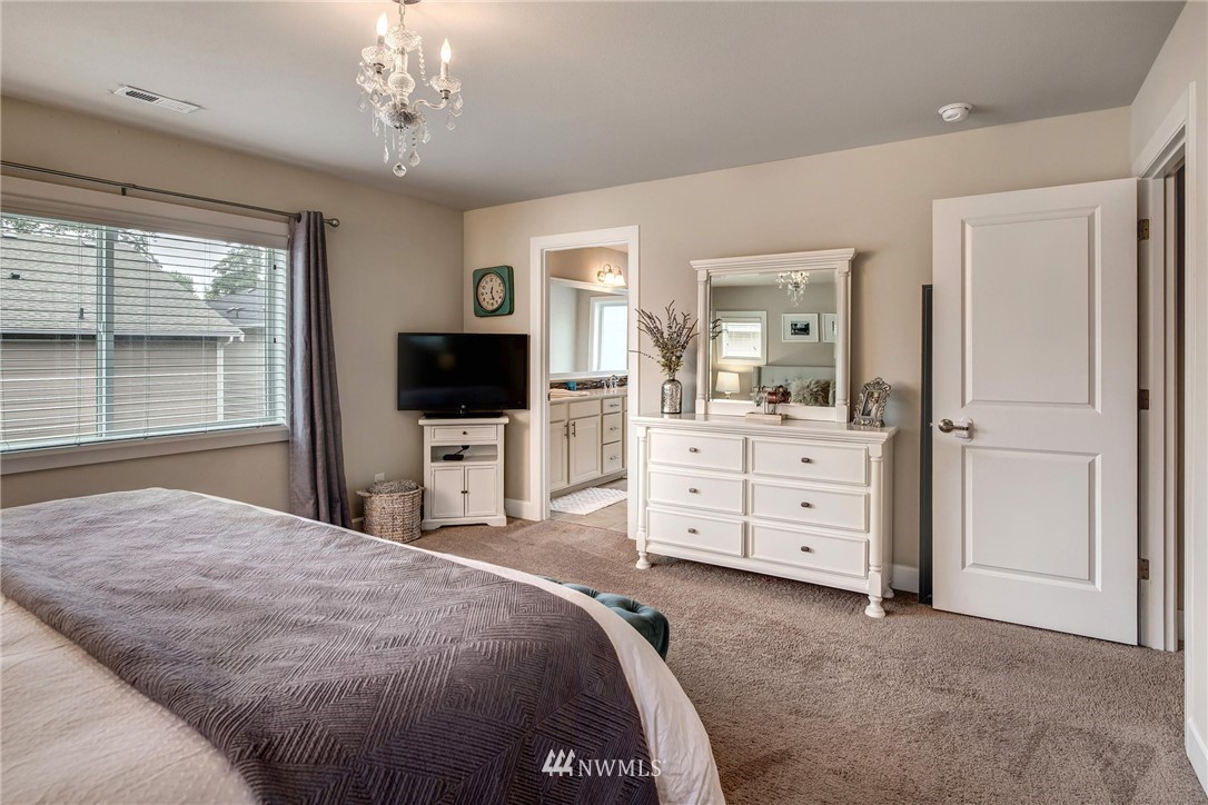 17324 40th Avenue Southeast Bothell, WA 98012 - Photo 14 of 25