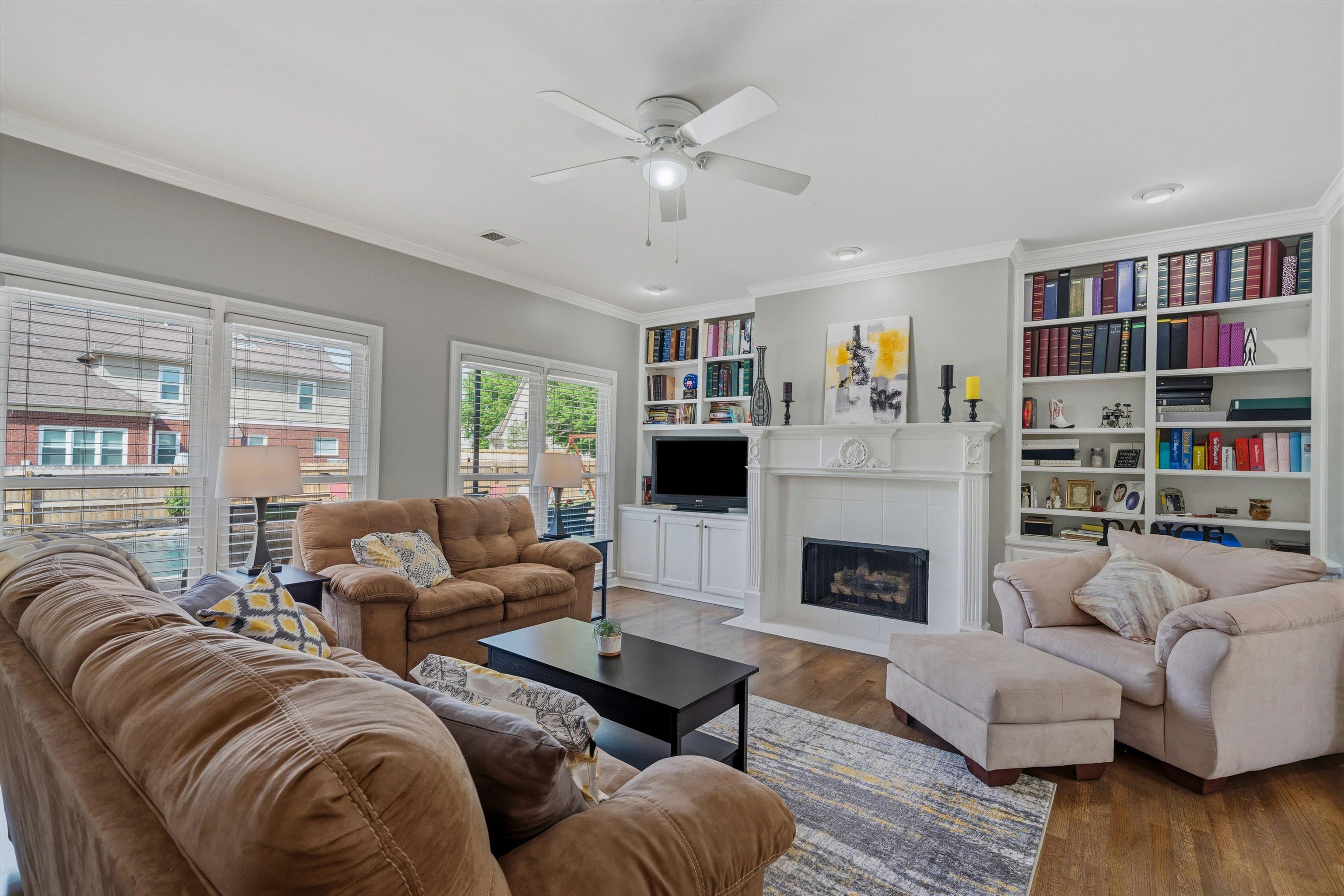 910 Hatton Street Collierville, TN 38017 - Photo 11 of 40 Gallery Image 11