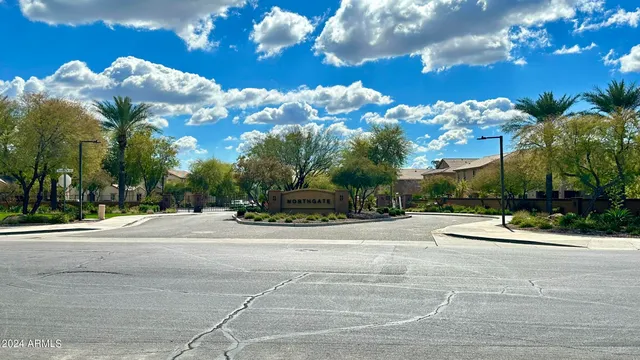 $1,895 | 2208 West Monte Cristo Avenue, Phoenix, AZ 85023