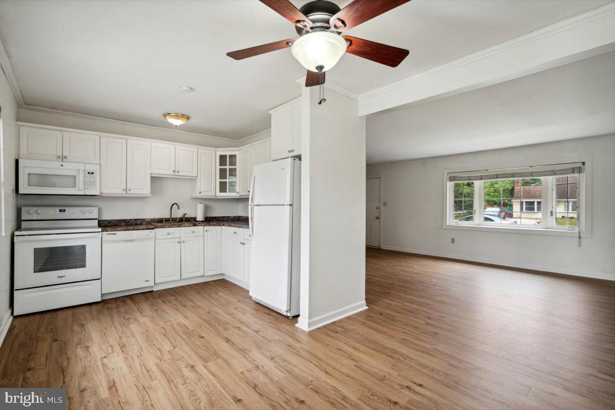 32 Quill Road Levittown, PA 19057 - Photo 7 of 25 Gallery Image 7