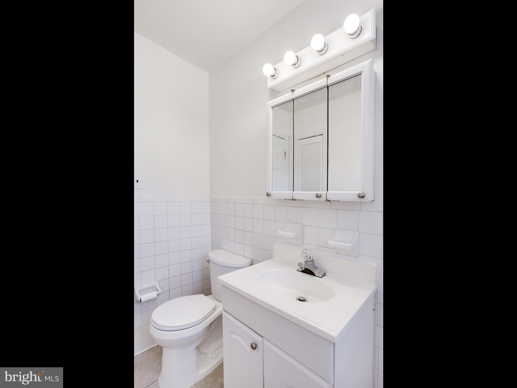 19058 Bethlehem Church Road Triangle, VA 22172 - Photo 15 of 29 Bath