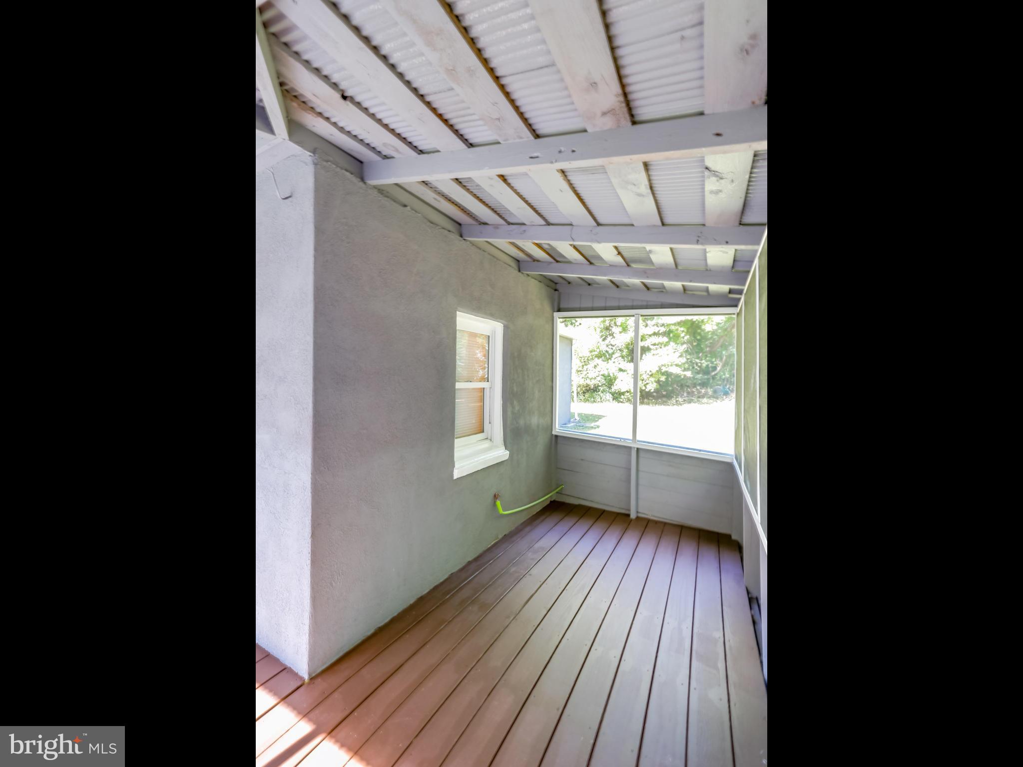 19058 Bethlehem Church Road Triangle, VA 22172 - Photo 26 of 29 Screened Patio