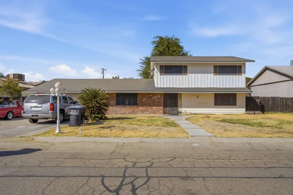 $372,000 | 3904 West Cambridge Avenue, Visalia, CA 93277