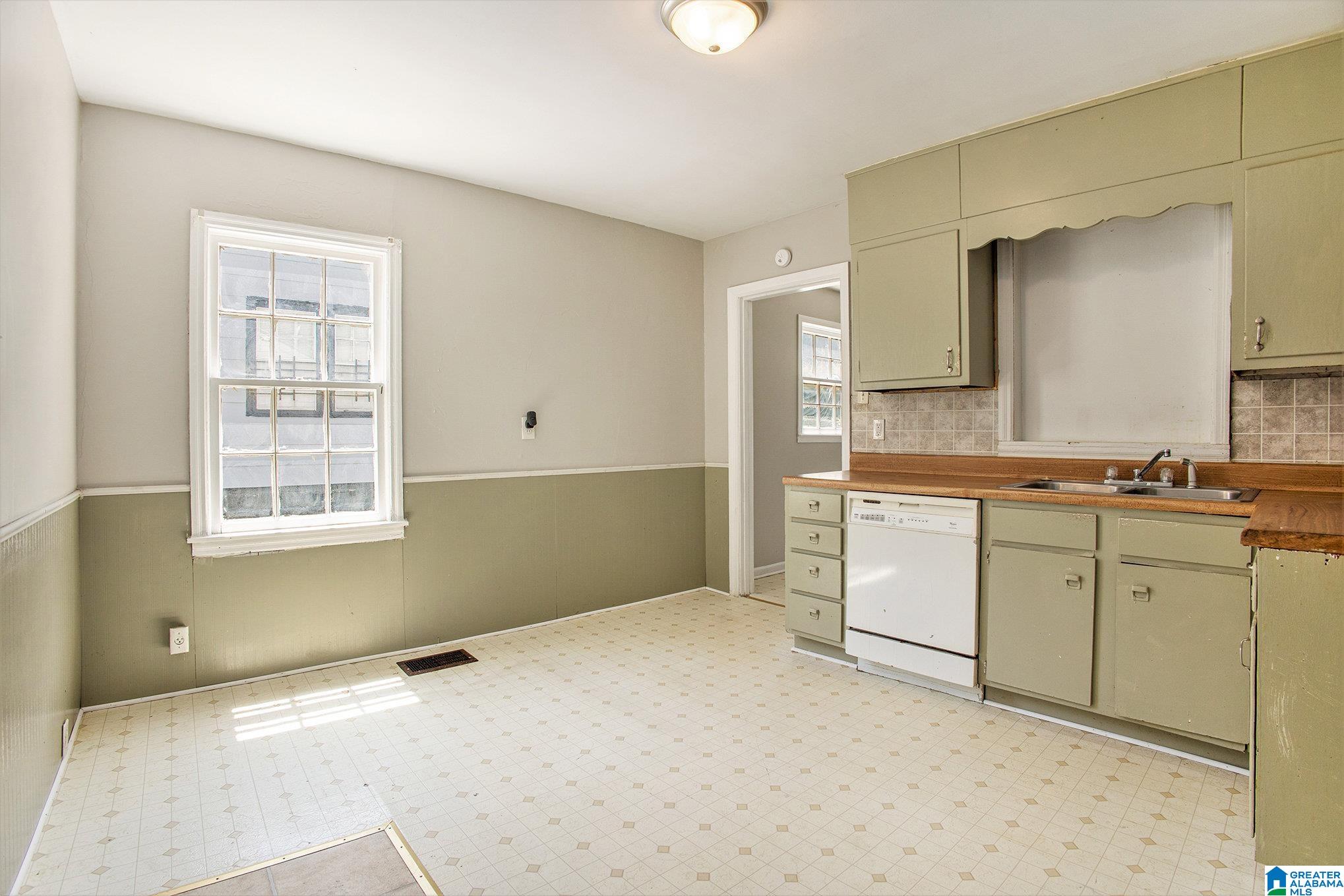 1722 Decatur Avenue Birmingham, AL 35208 - Photo 5 of 10