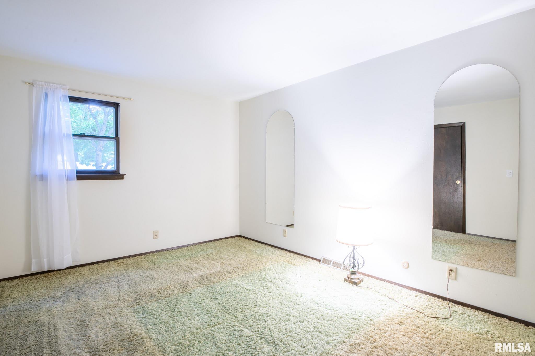 1611 Upper Spring Bay Road Metamora, IL 61548 - Photo 14 of 52