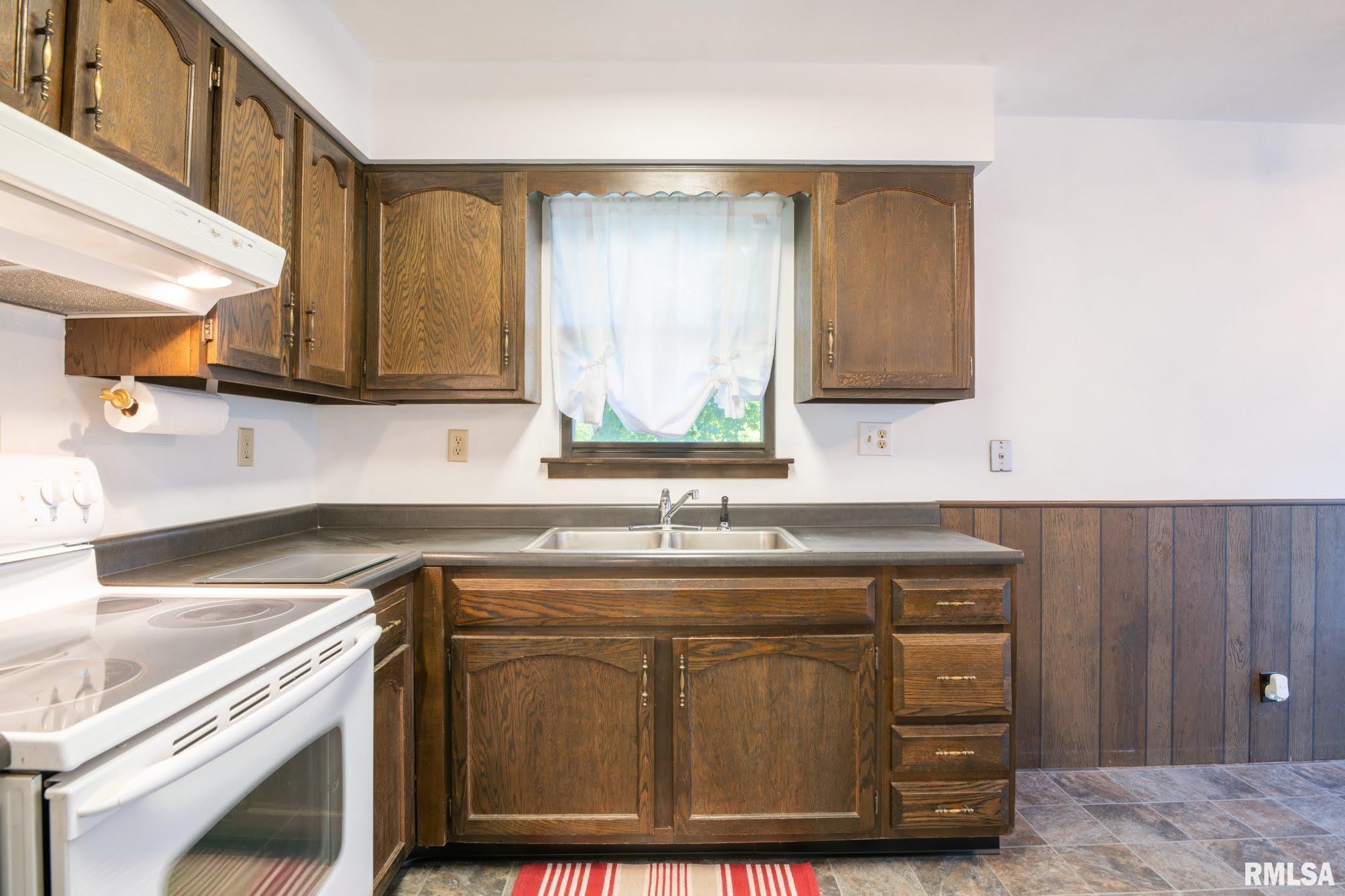 1611 Upper Spring Bay Road Metamora, IL 61548 - Photo 25 of 52