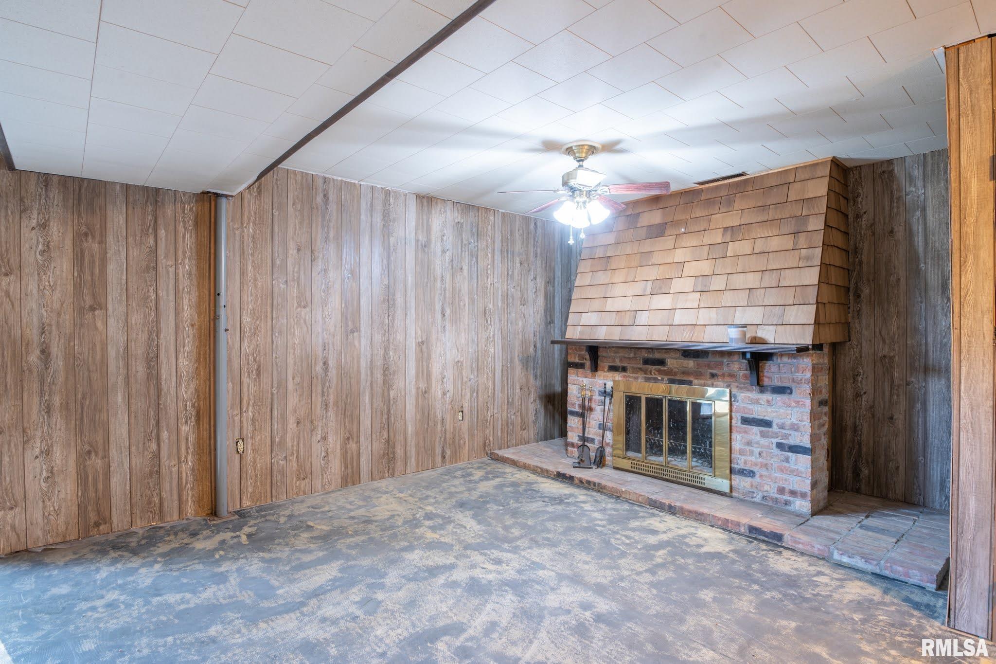 1611 Upper Spring Bay Road Metamora, IL 61548 - Photo 30 of 52