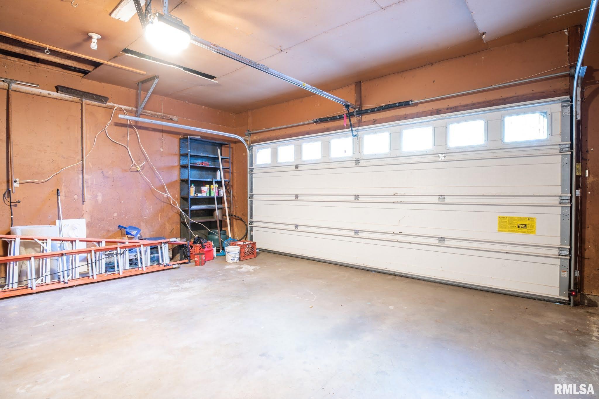 1611 Upper Spring Bay Road Metamora, IL 61548 - Photo 38 of 52