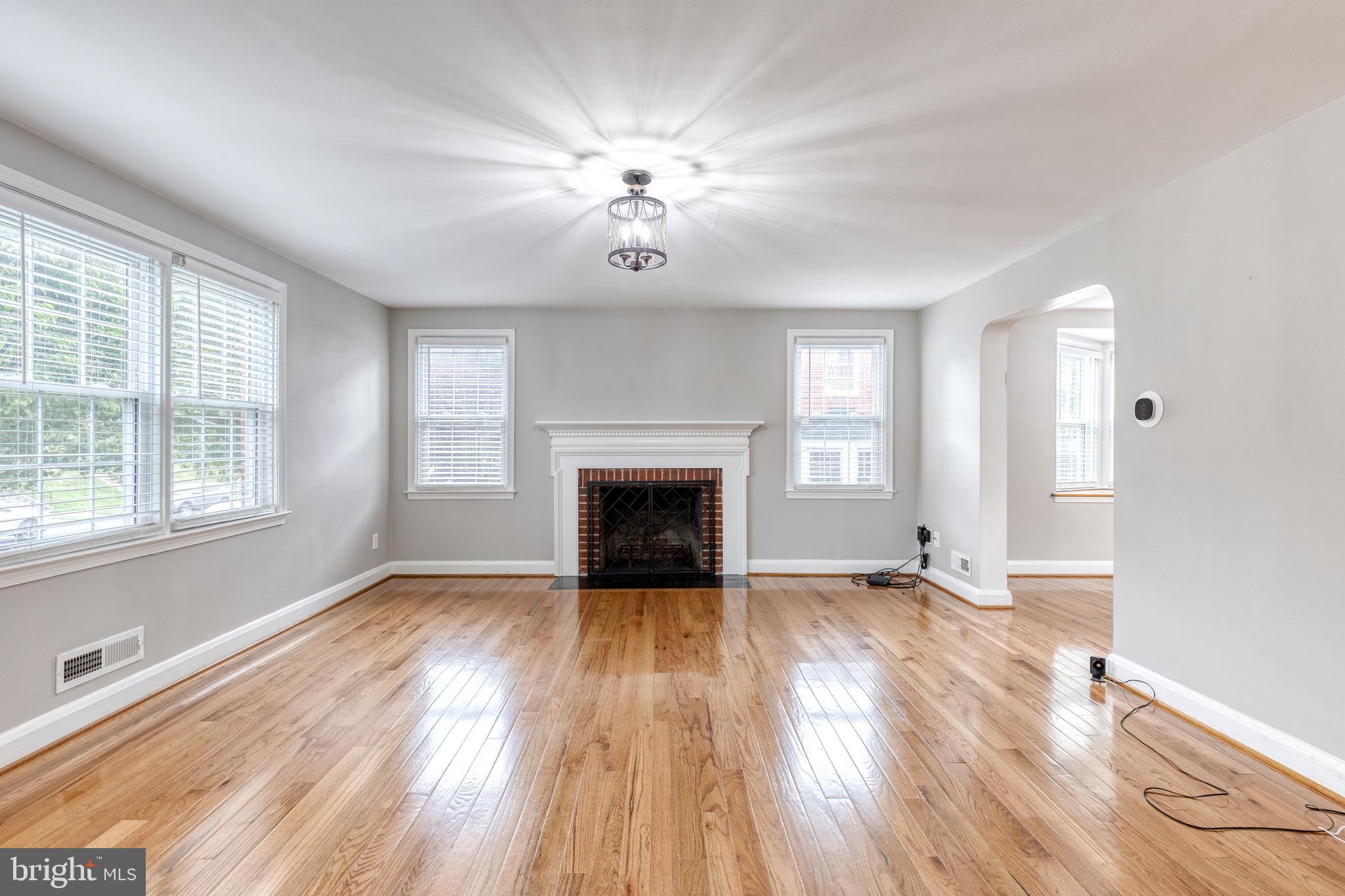 1517 Dellsway Road Towson, MD 21286 - Photo 5 of 29 Gallery Image 5