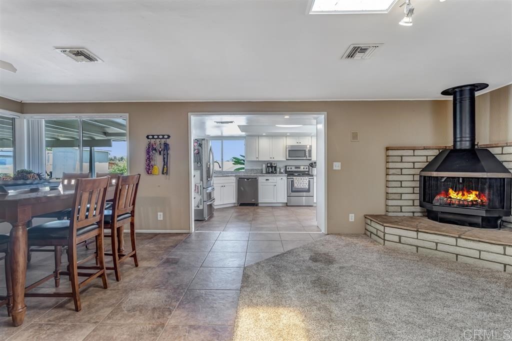 226 South Stage Coach Lane Fallbrook, CA 92028 - Photo 7 of 25 Gallery Image 7