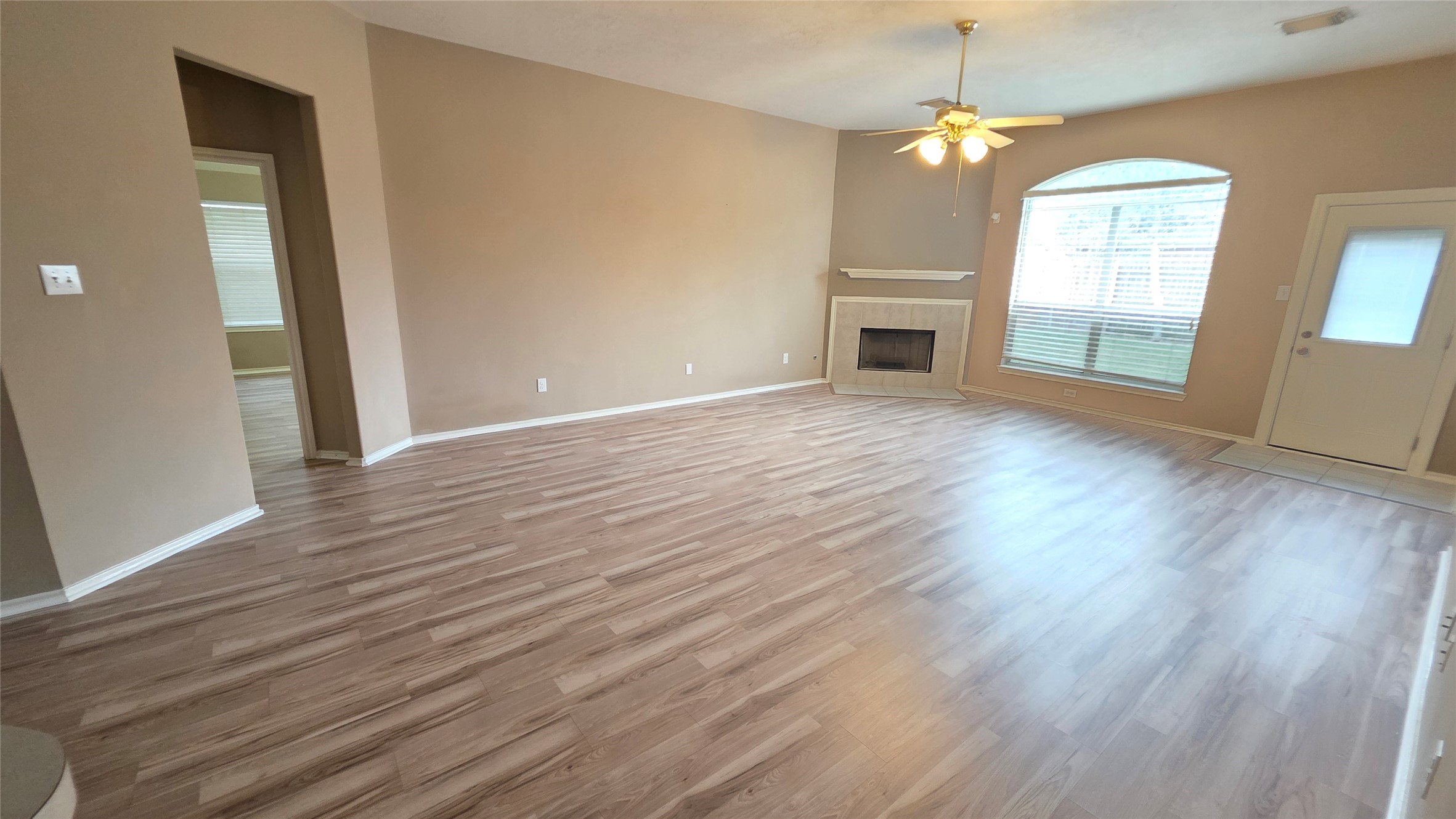 5104 Big Spring Drive Pearland, TX 77584 - Photo 2 of 28