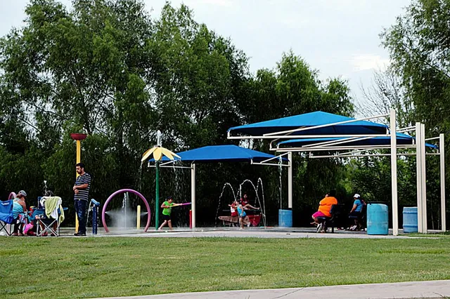 $2,300 | 5104 Big Spring Drive, Pearland, TX 77584