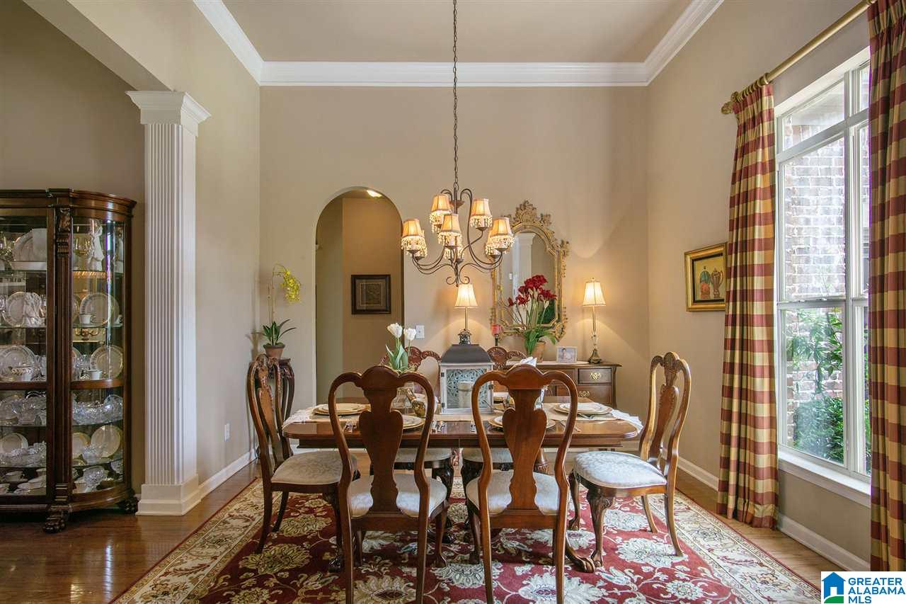 608 Barkley Circle Alabaster, AL 35007 - Photo 3 of 45